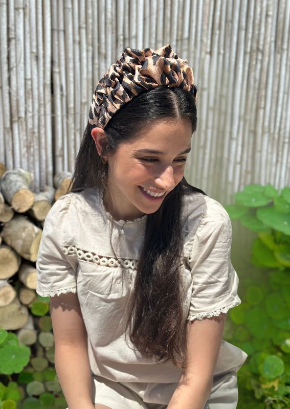 קשת בינונית נמסיס מנומר