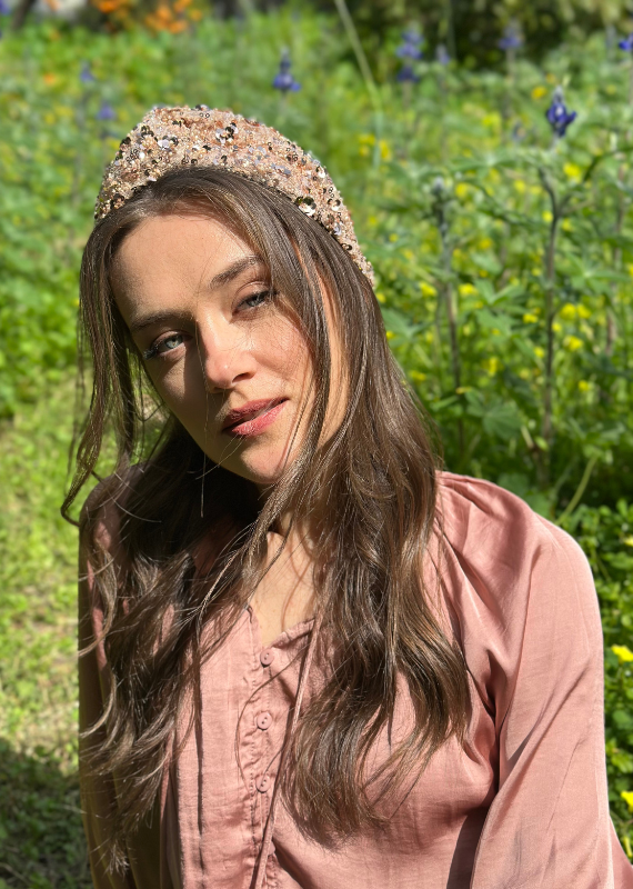 קשת רחבה זואי רוזגולד