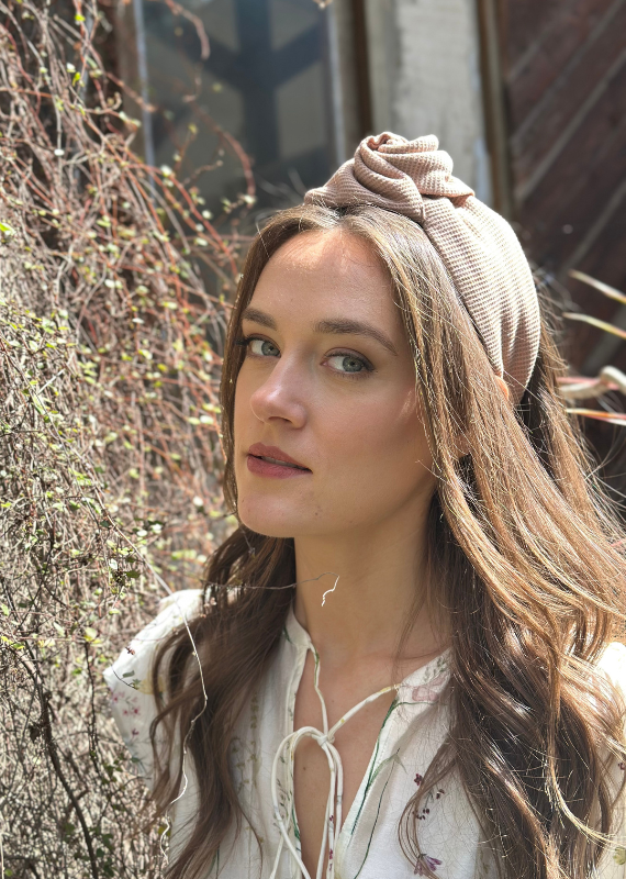 קשת בינונית סיירה קאמל בהיר