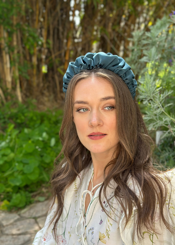 קשת רחבה נמסיס טורקיז כהה