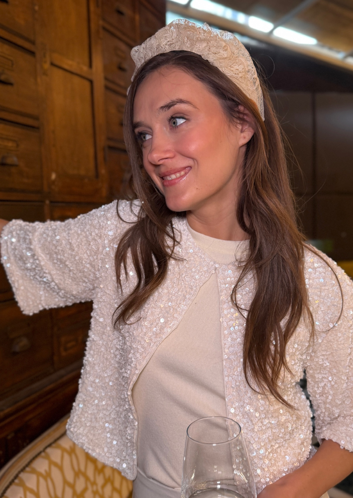 קשת צרה רנה תחרה שמנת