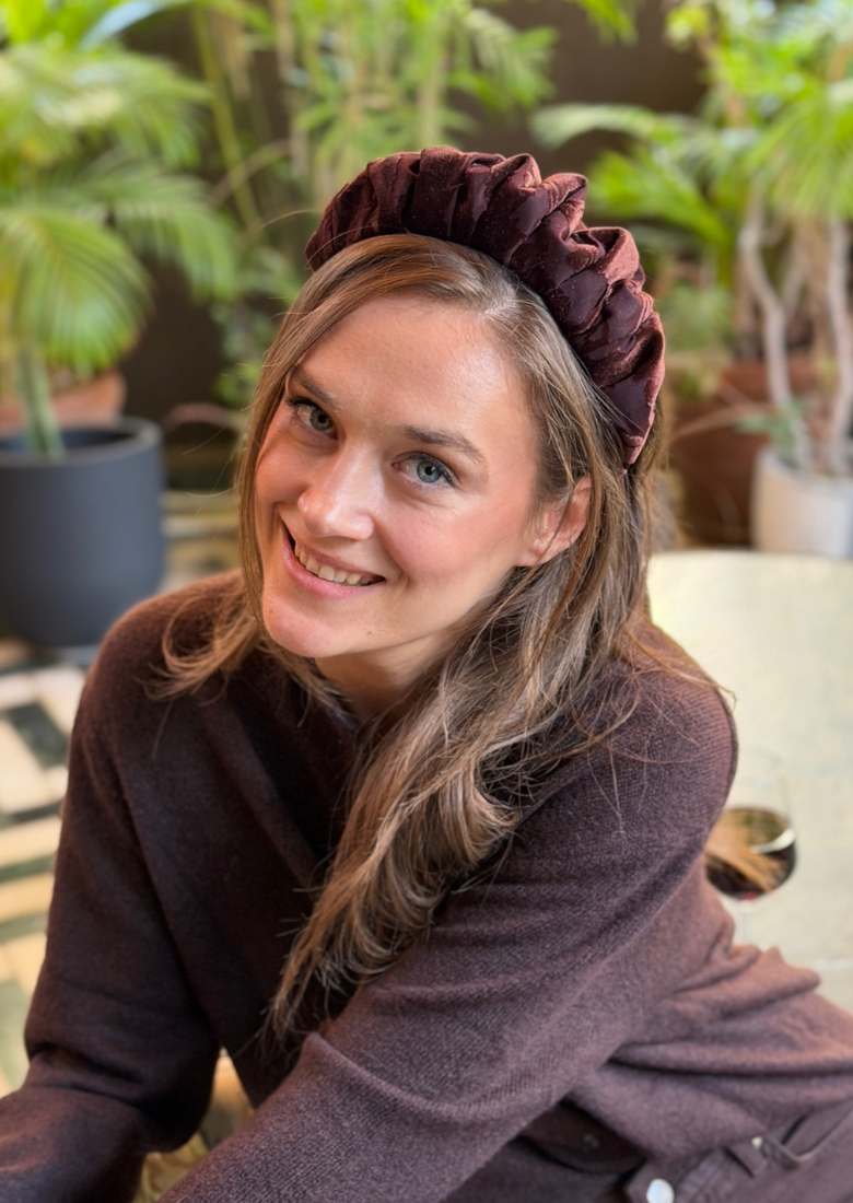 קשת צרה ויולה קטיפה חום שוקולד