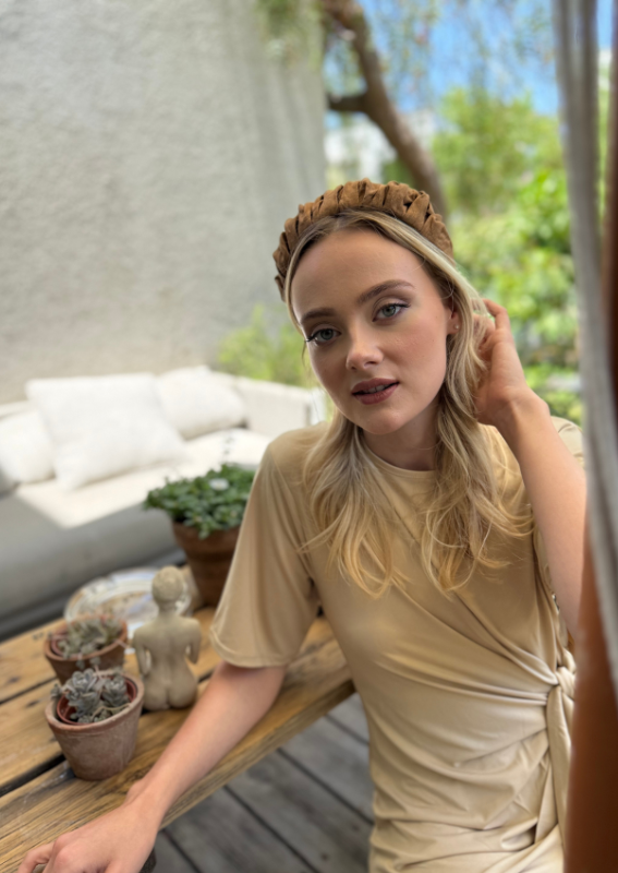 קשת פטיט ויולה פשתן חום עץ