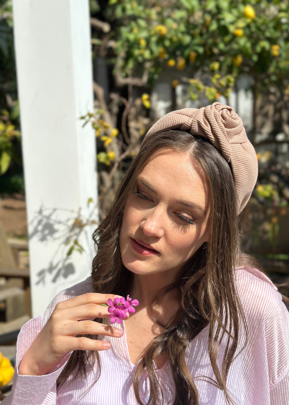 קשת רחבה סיירה קאמל בהיר