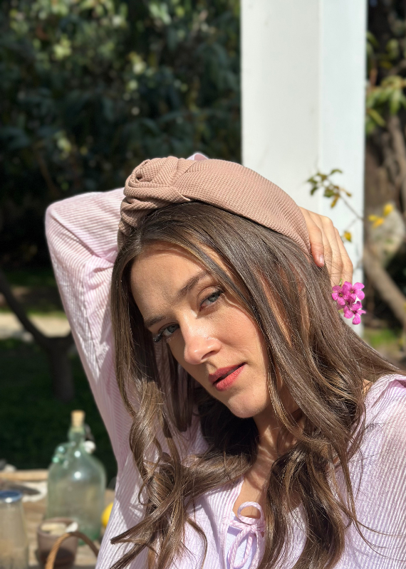 קשת רחבה סיירה קאמל בהיר