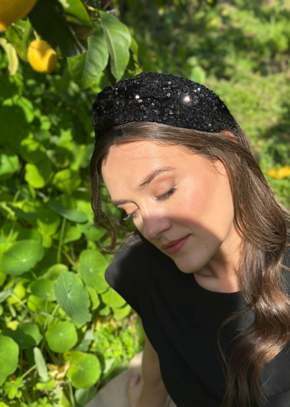 קשת בינונית זואי פייטים שחורים