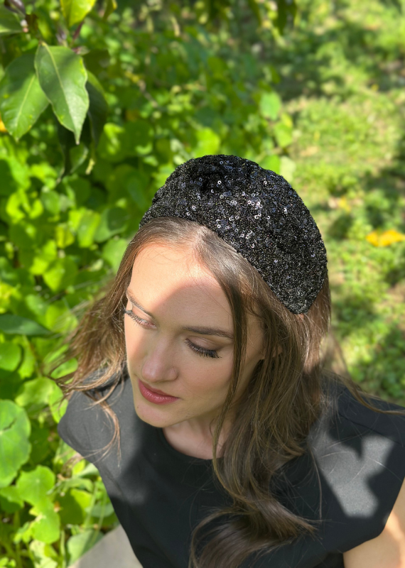 קשת בינונית זואי פייטים שחורים