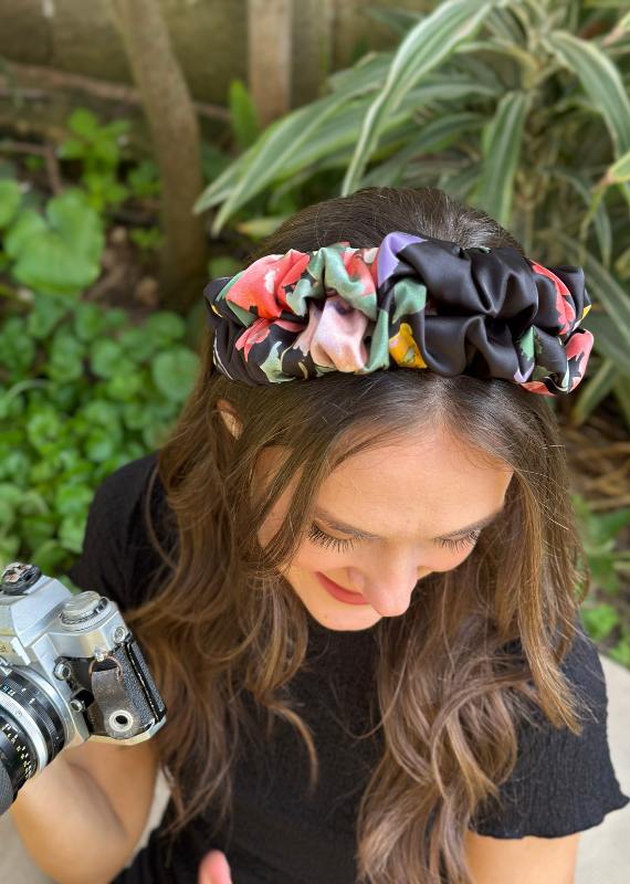 קשת צרה נמסיס שחור פרחוני