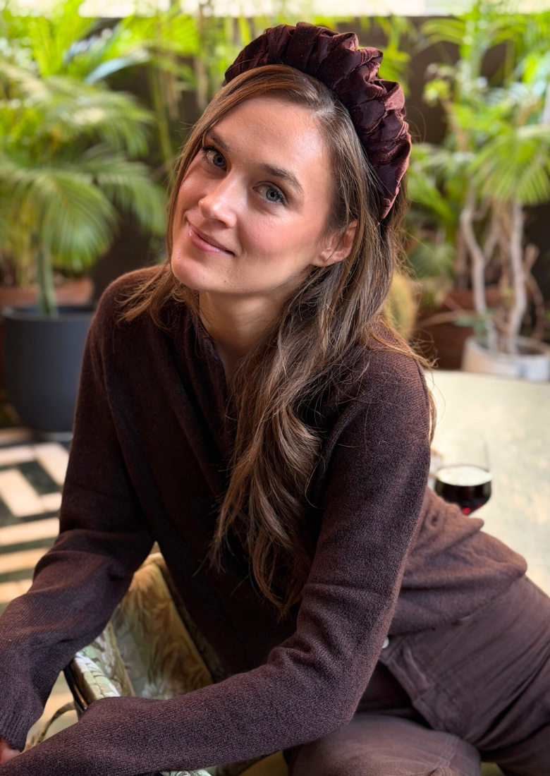 קשת צרה ויולה קטיפה חום שוקולד