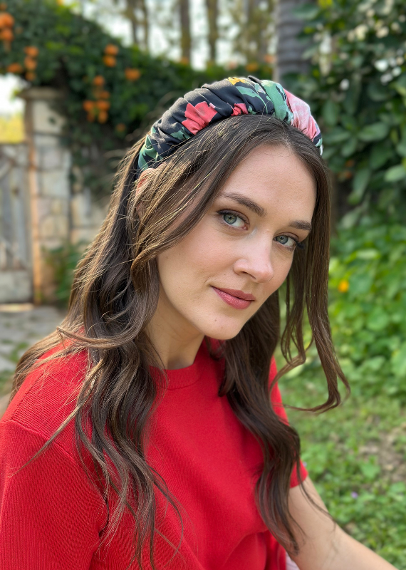 קשת צרה מילה שחור פרחוני