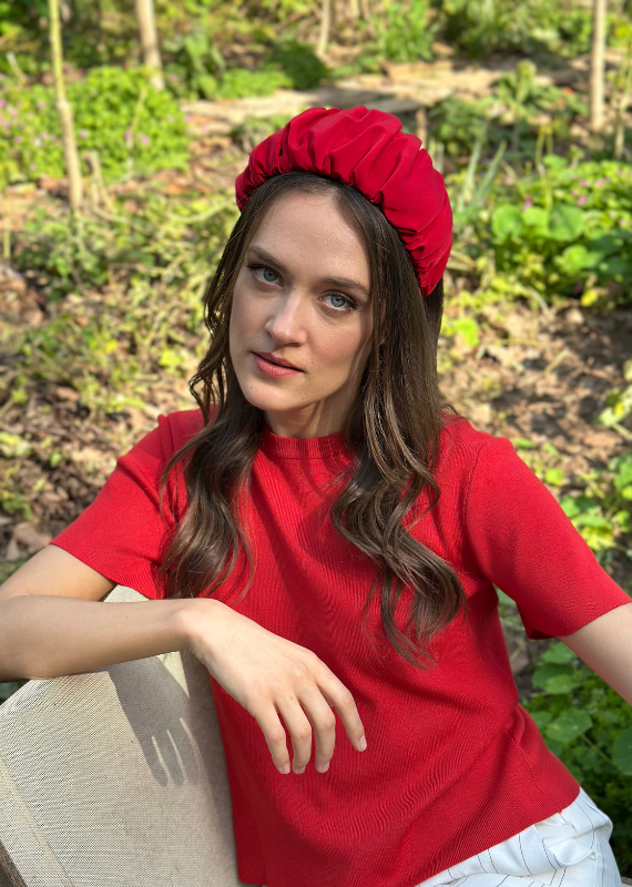 קשת רחבה מילה אדומה