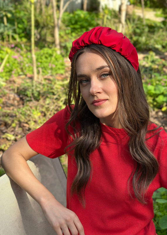 קשת רחבה מילה אדומה