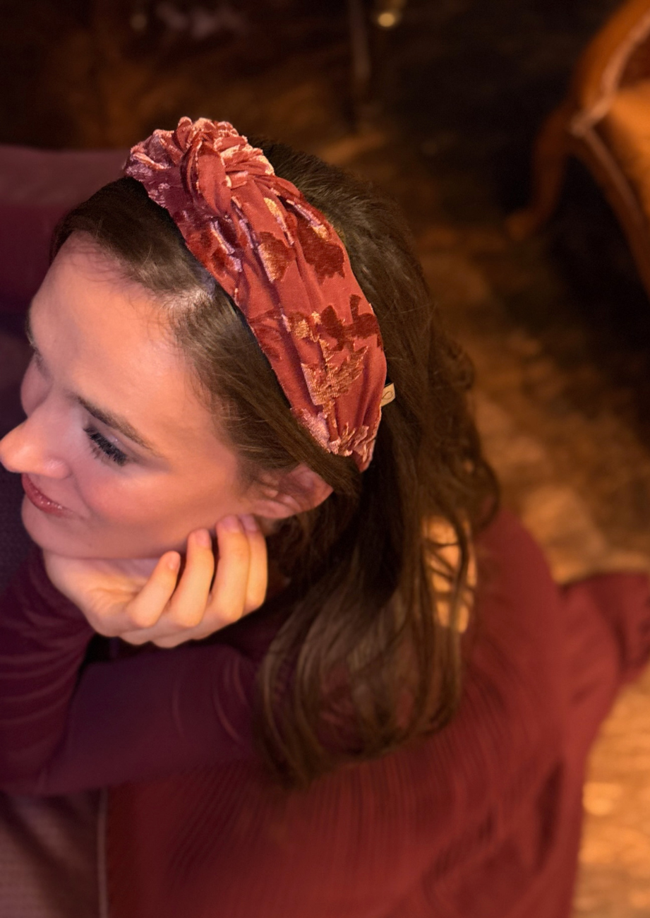 קשת צרה מאיה בורדו מעושן