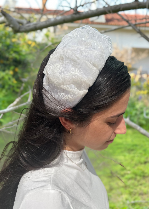 קשת רחבה ויולה פלורל לבן