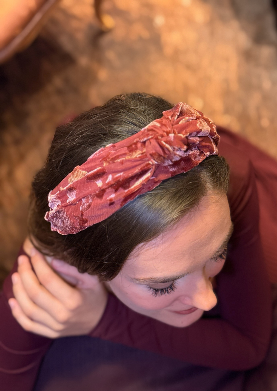 קשת צרה מאיה בורדו מעושן