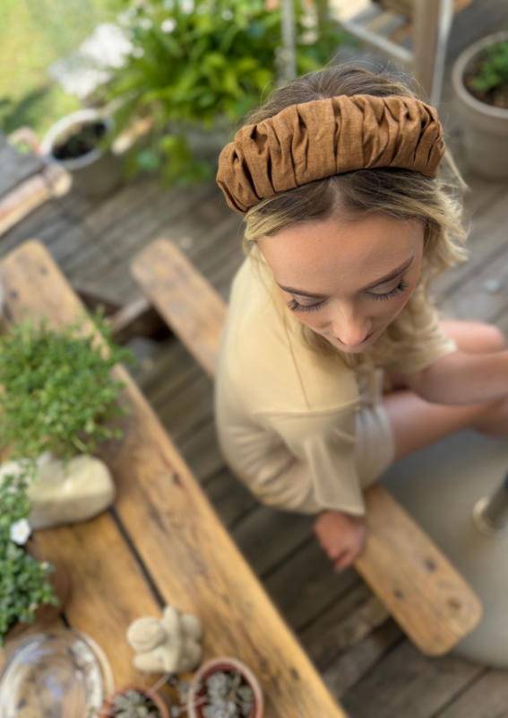 קשת פטיט ויולה פשתן חום עץ