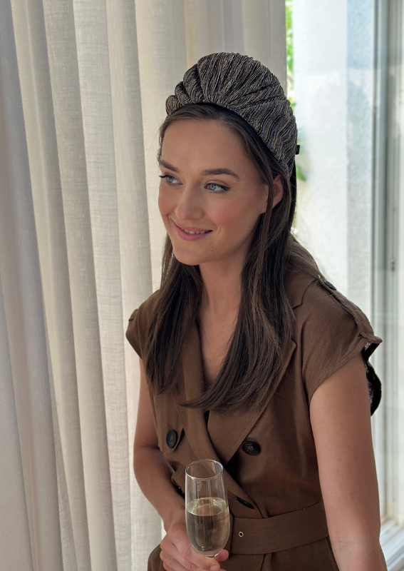 קשת רחבה אריה ברונזה