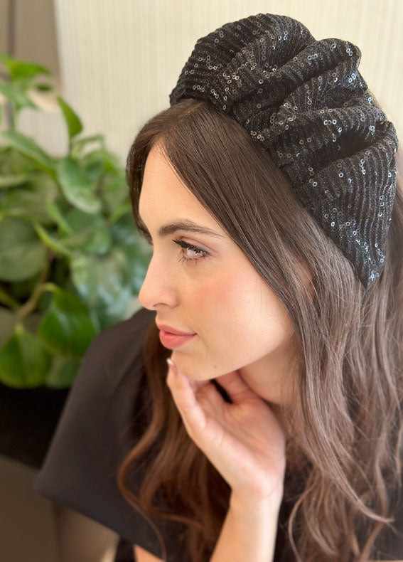 קשת רחבה ויולה פייטים שחורה