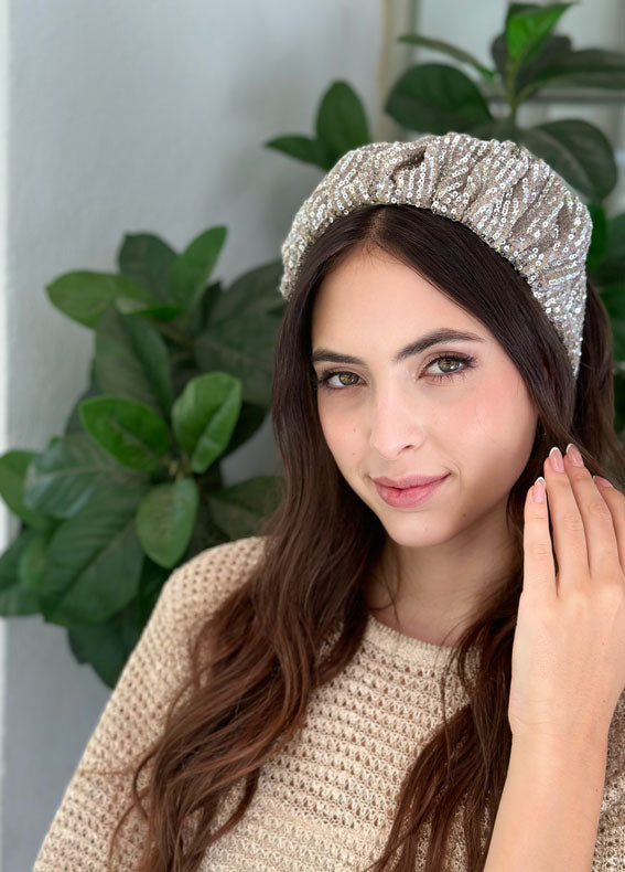 קשת רחבה ויולה כסוף מלוכלך