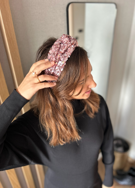 קשת זואי פייטים ורודים