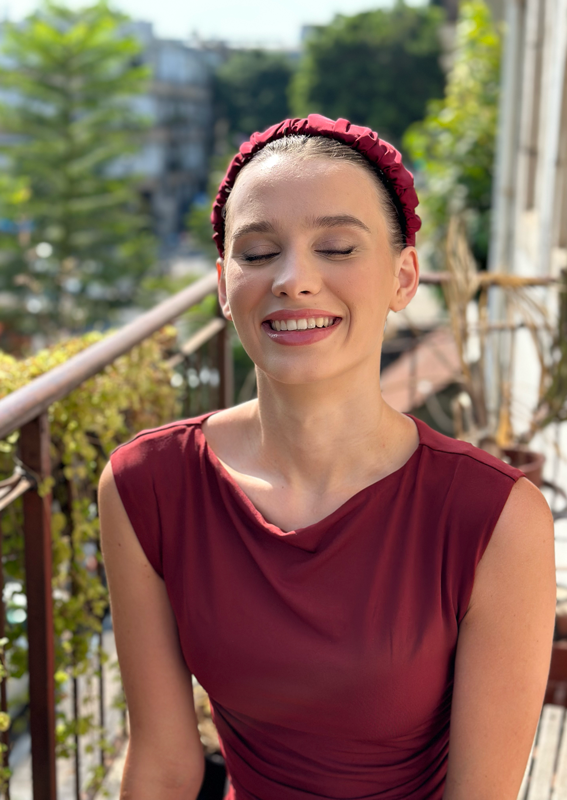 קשת צרה מילה יין