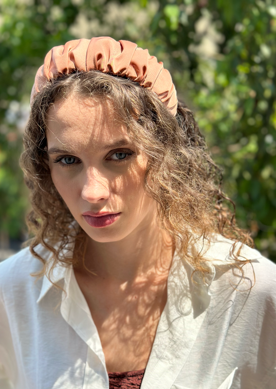 קשת צרה מילה חמרה