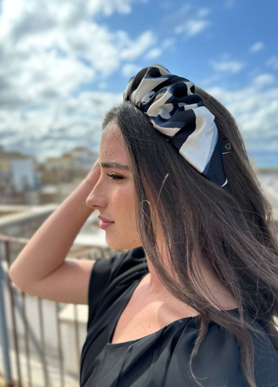 קשת ויולה גוונים של שחור