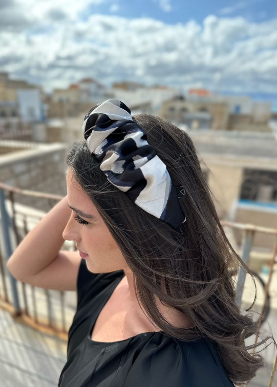 קשת ויולה גוונים של שחור