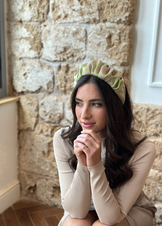 קשת ויולה ניוד ירוק מנומר