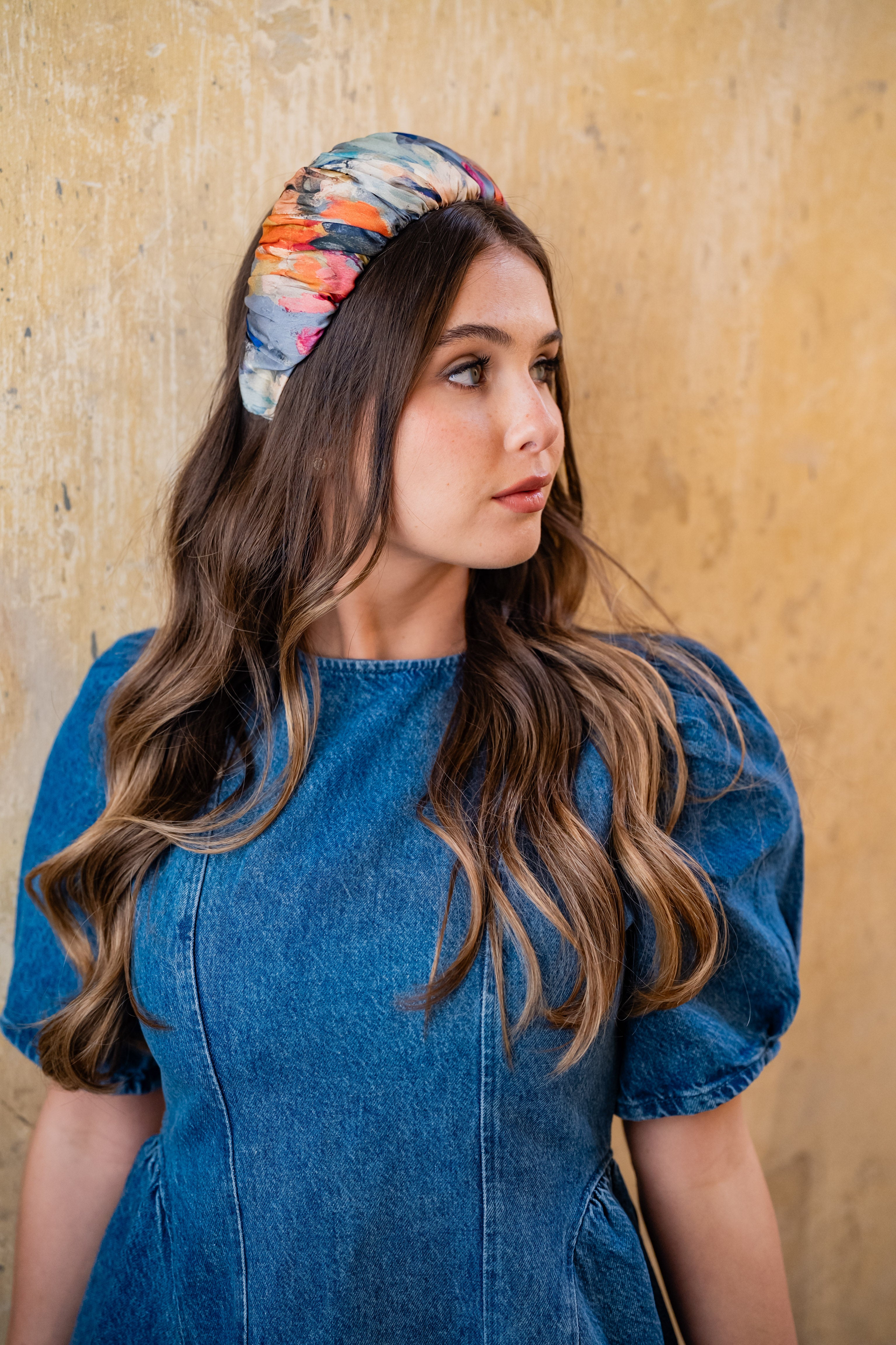 קשת מילה בינונית מונה