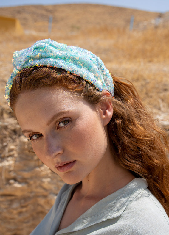 קשת עיישה פאייטים רחב תכלת