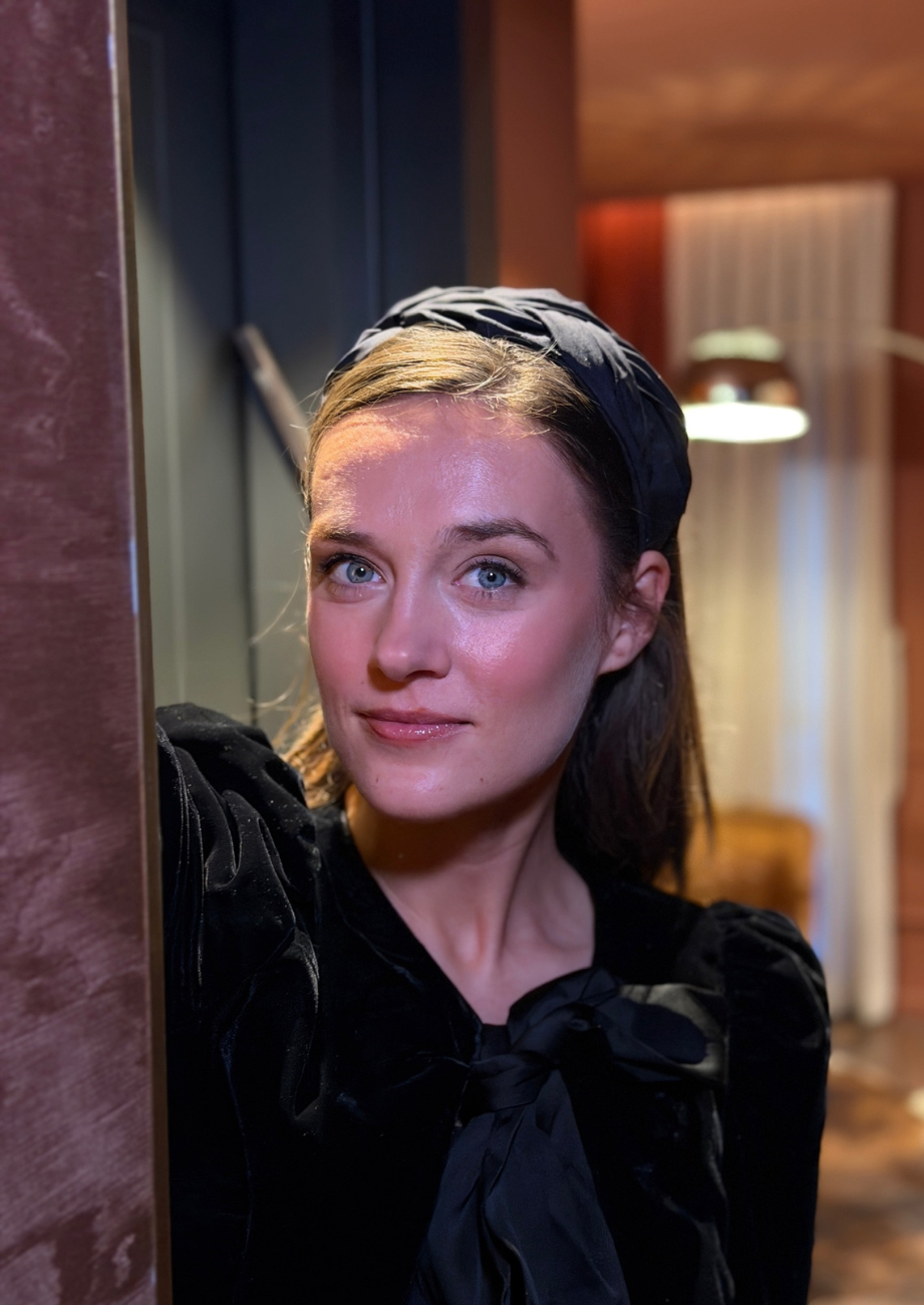 סרט לונה שחור