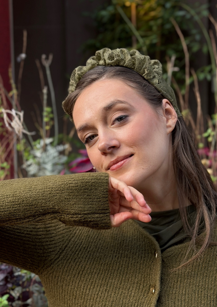 קשת בינונית רנה תחרה ירוק זית