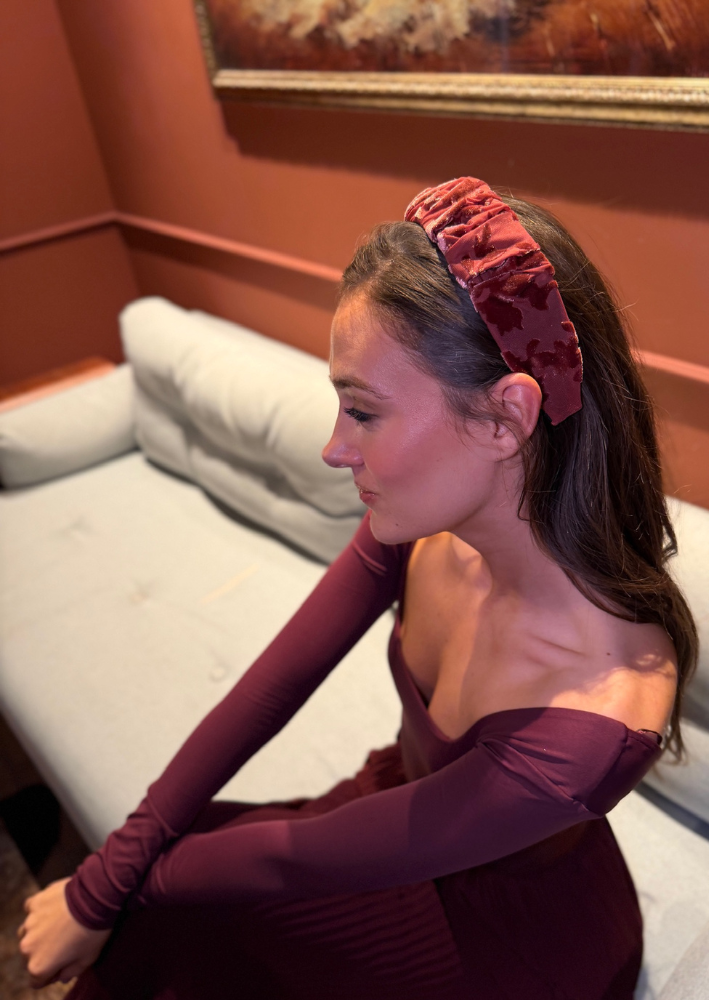 קשת פטיט ויולה קטיפה בורדו מעושן