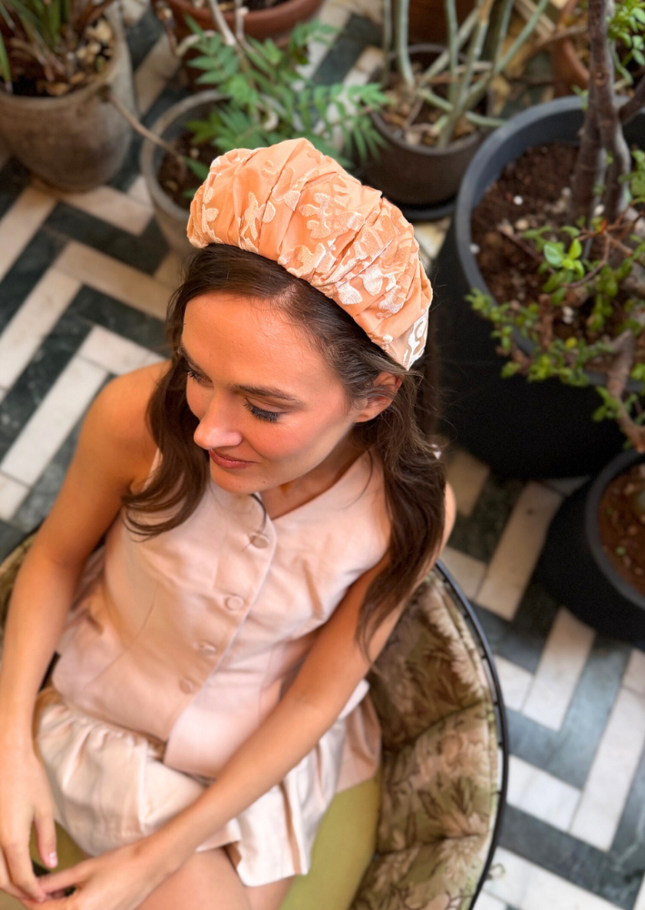 קשת רחבה ויולה קטיפה ניוד