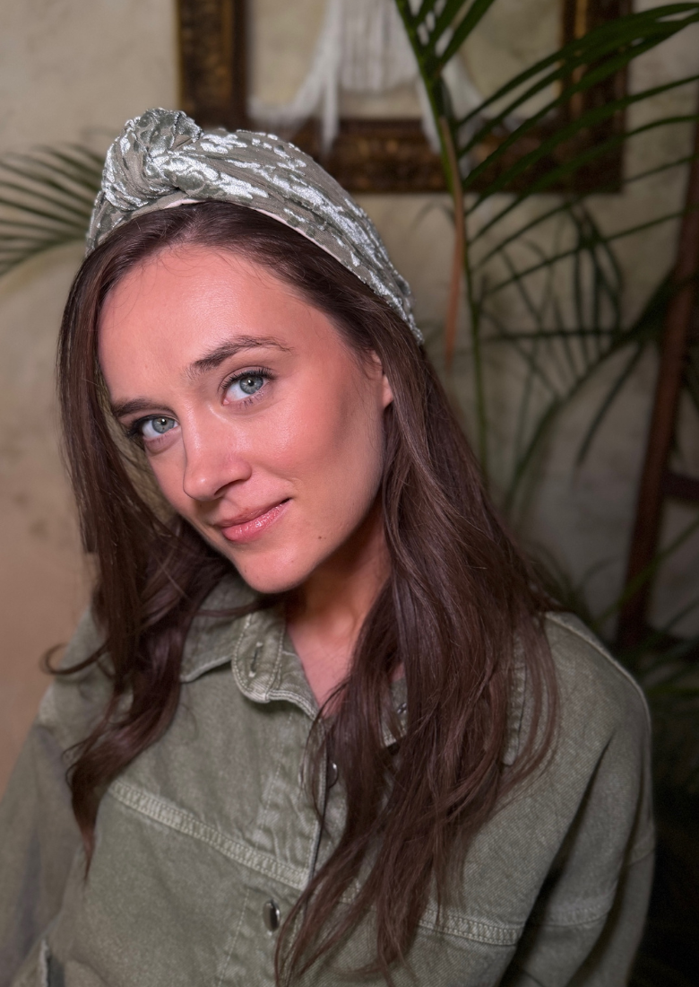 קשת רחבה מאיה ירוק מרווה עדין