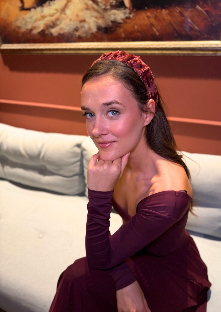 קשת פטיט ויולה קטיפה בורדו מעושן