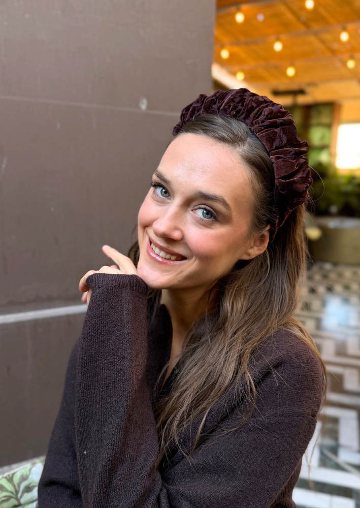 קשת בינונית ויולה קטיפה חום שוקולד