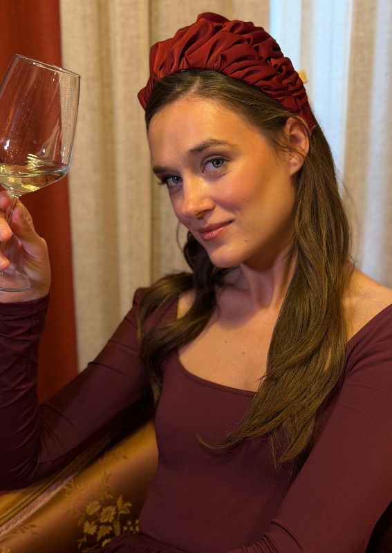 קשת רחבה נמסיס בורדו