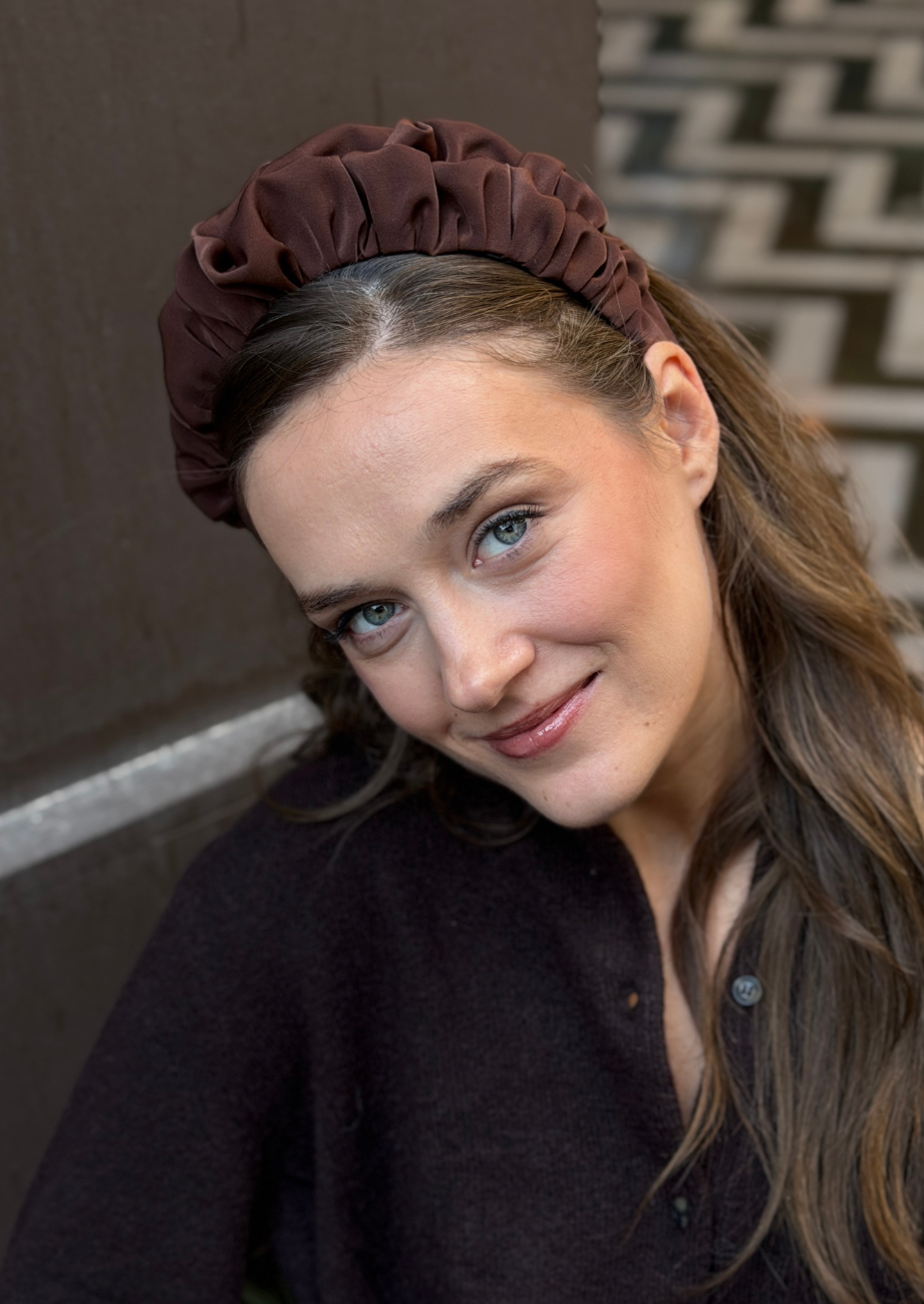 קשת צרה נמסיס חום שוקולד