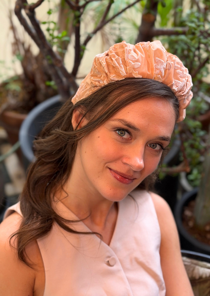 קשת רחבה ויולה קטיפה ניוד