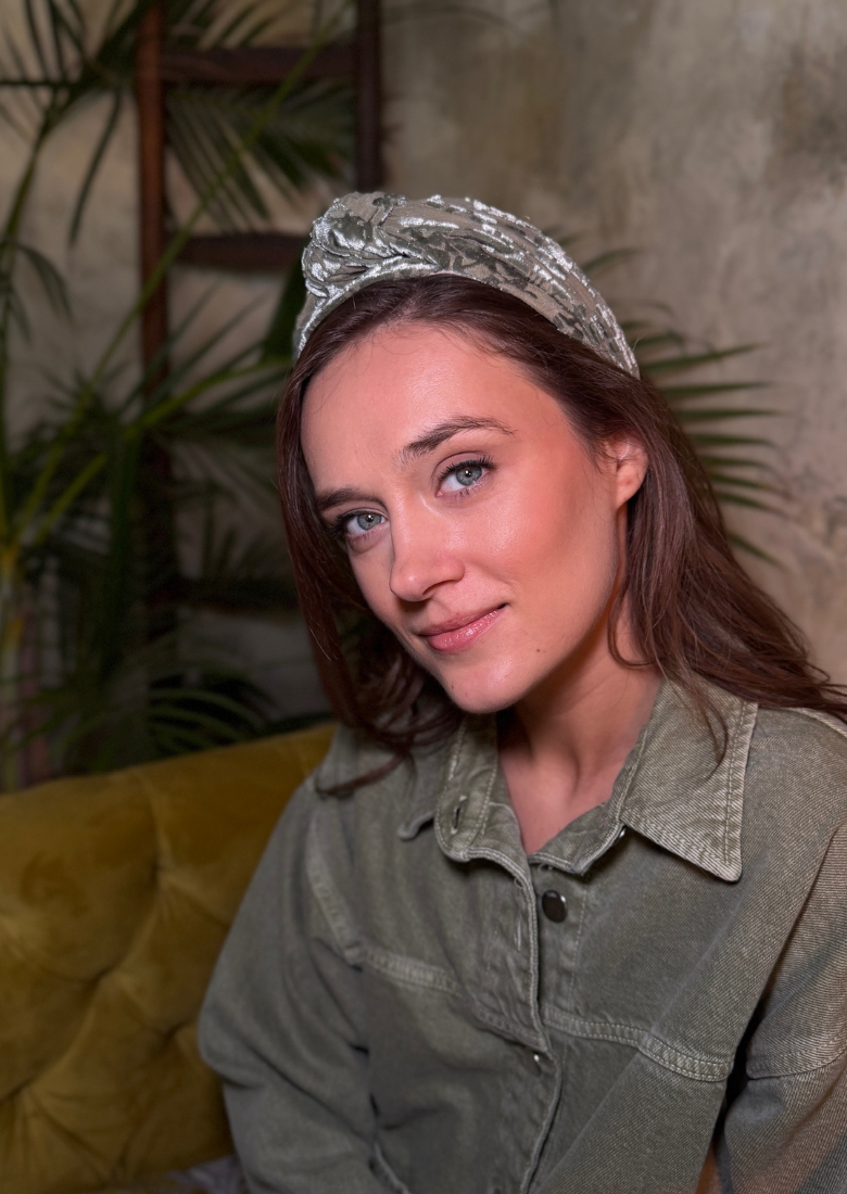 קשת בינונית מאיה ירוק מרווה עדין