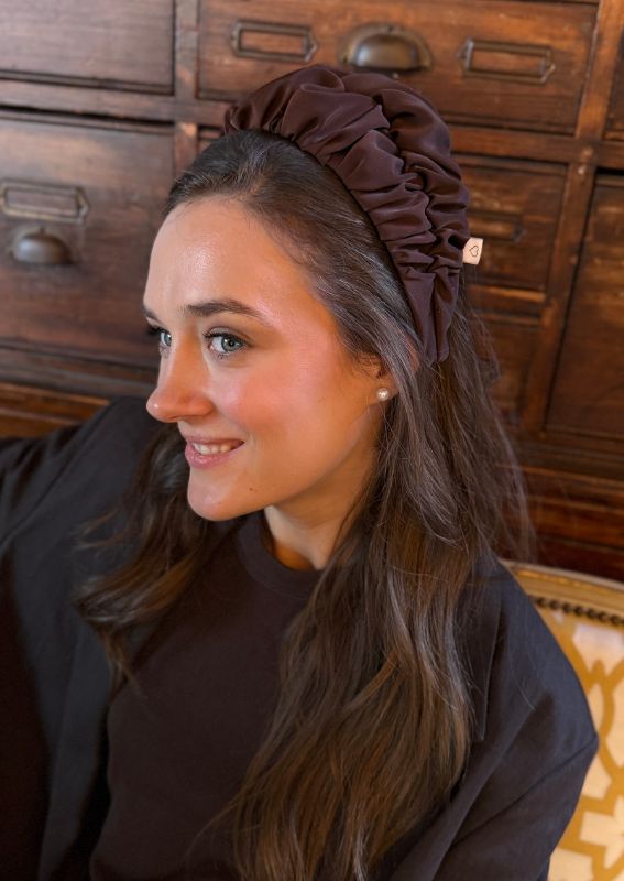 קשת רחבה נמסיס חום שוקולד