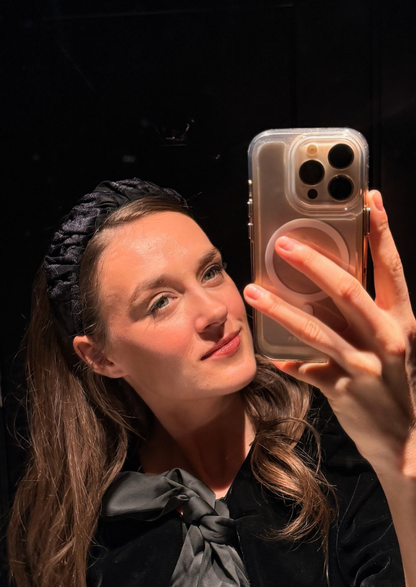 קשת פטיט ויולה קטיפה שחורה