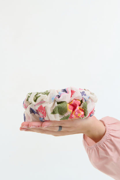 קשת נמסיס צרה קרוס לבן