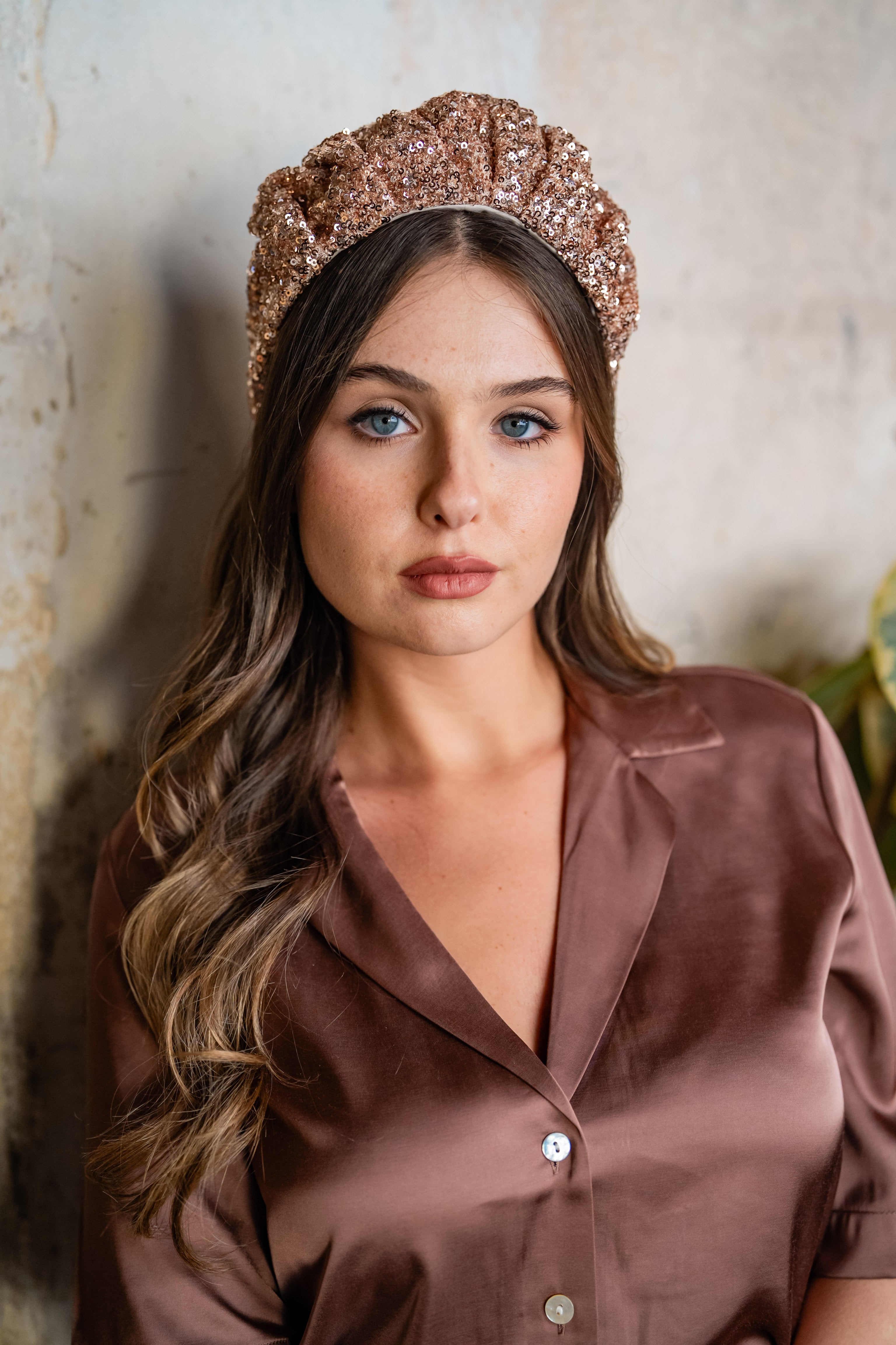 קשת קאסיה רחבה פייטים רוזגולד