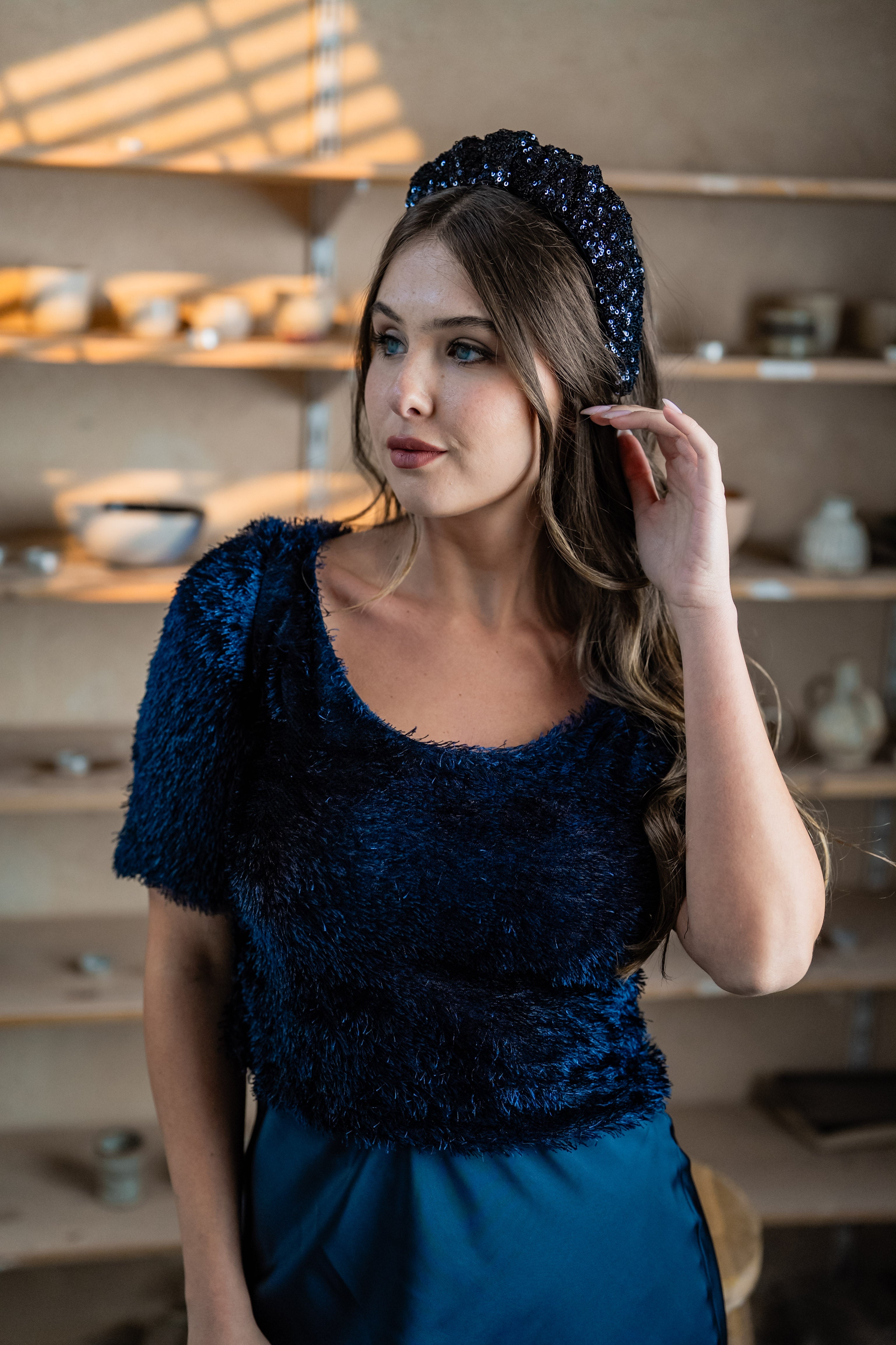 קשת קאסיה צרה פייטים כחול